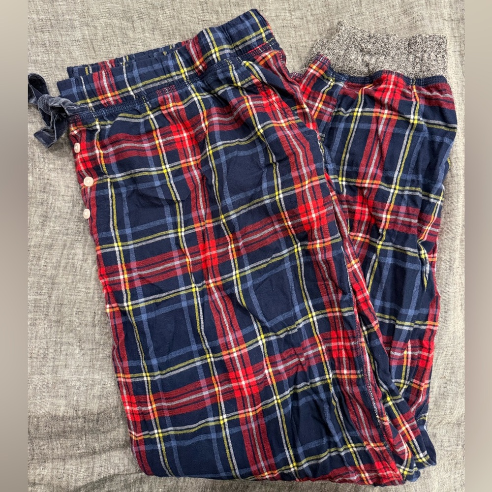 Aerie Holiday Plaid Jogger